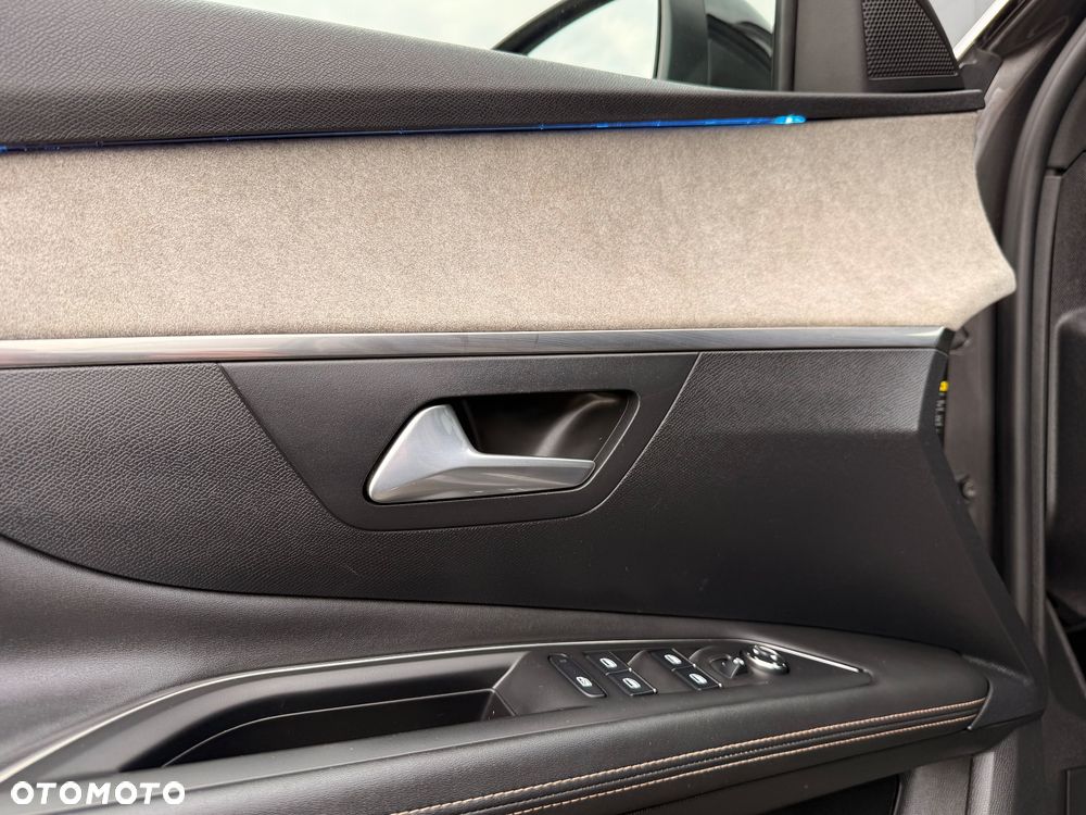 Peugeot 3008 1.6 PureTech Hybrid4 PHEV GT S&S EAT8 - 37