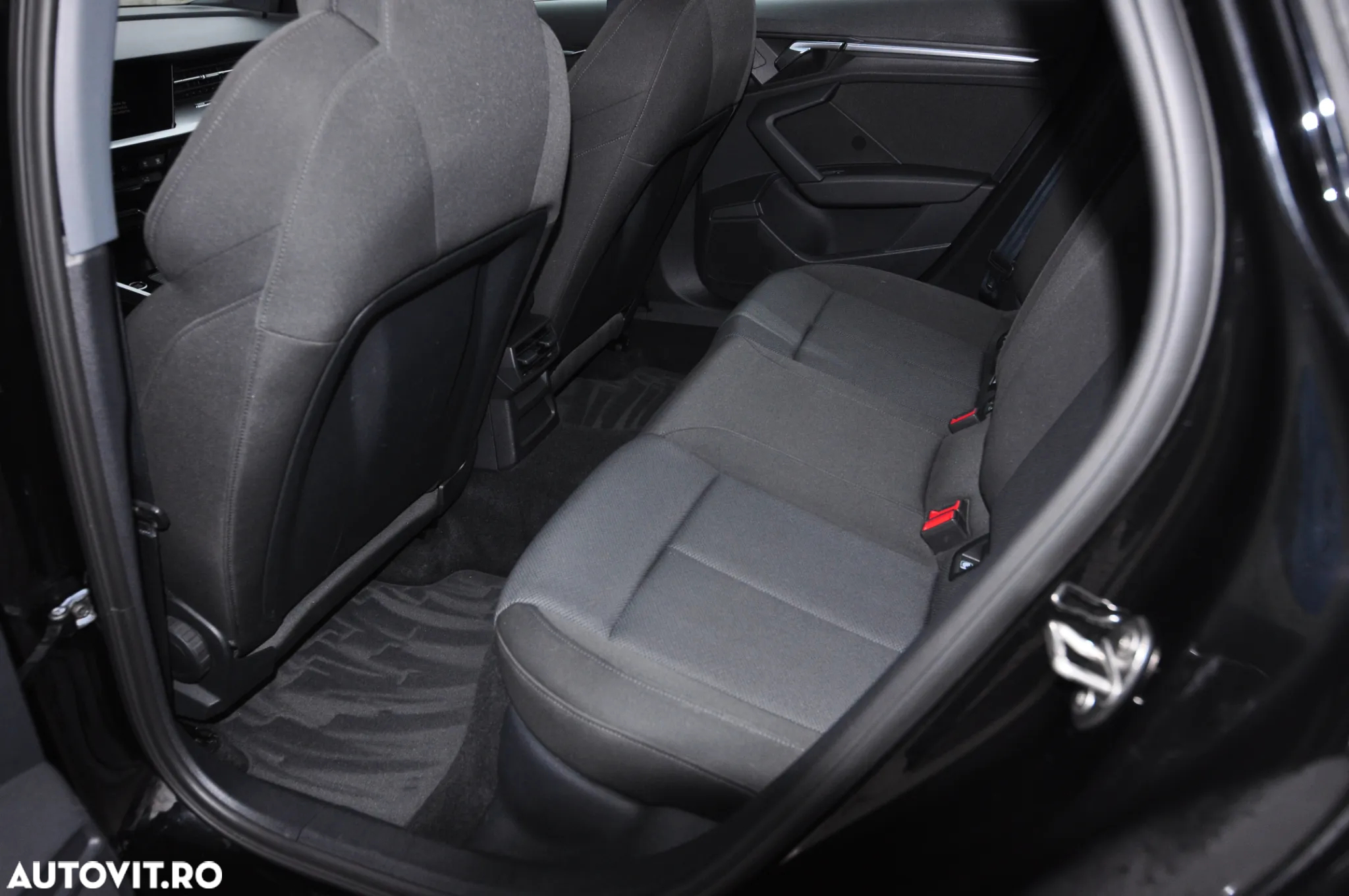 Audi A3 Sportback 2.0 35 TDI S tronic Design - 15