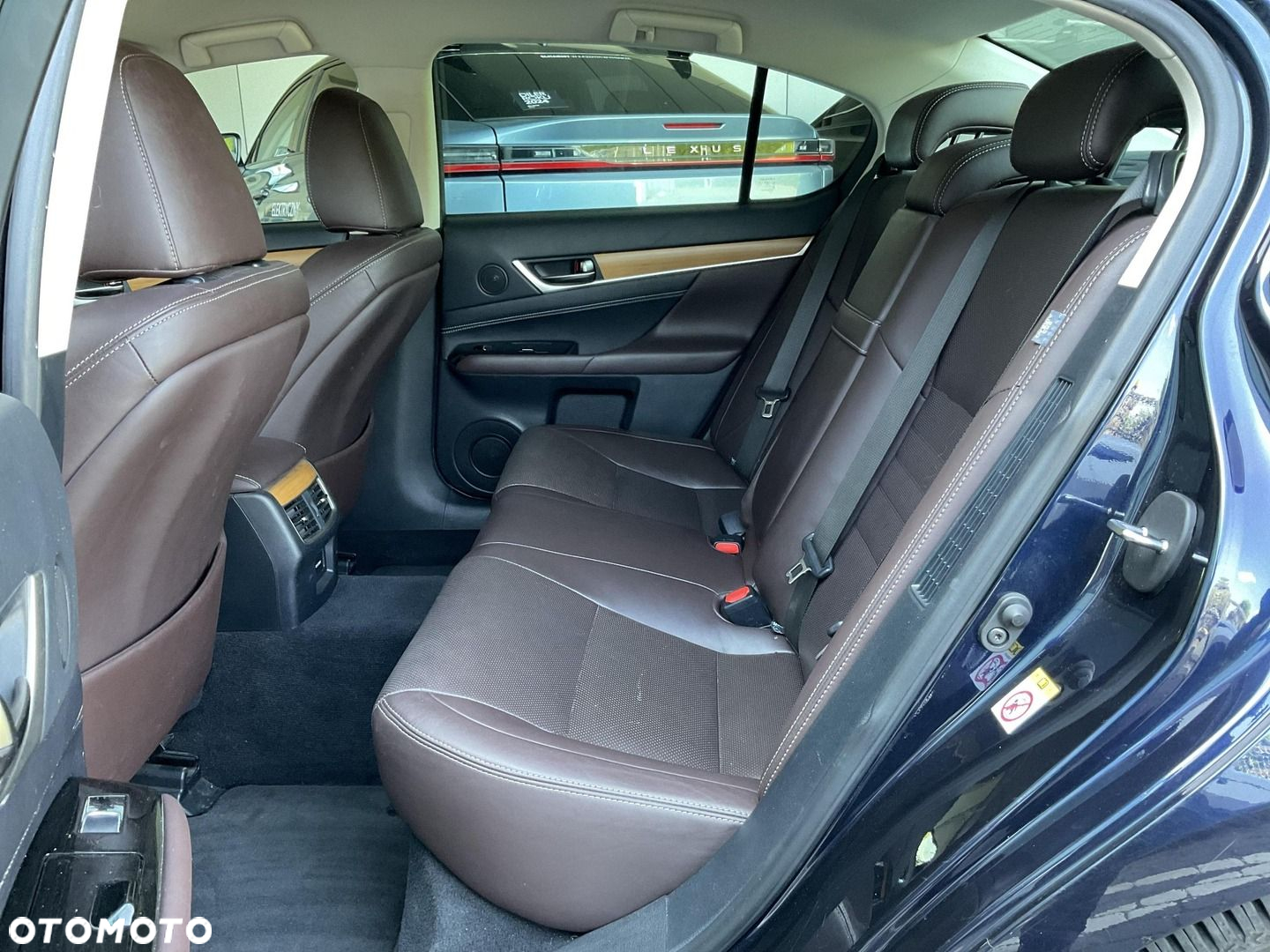 Lexus GS - 16