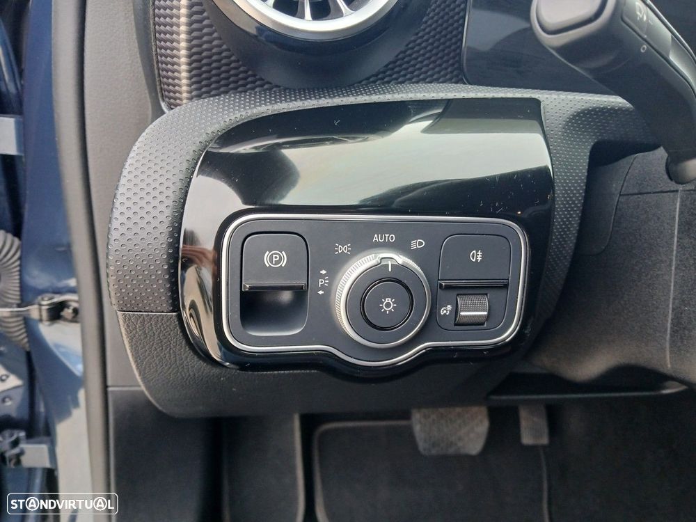 Mercedes-Benz A 250 e 8G-DCT Lim. Special Edition - 23