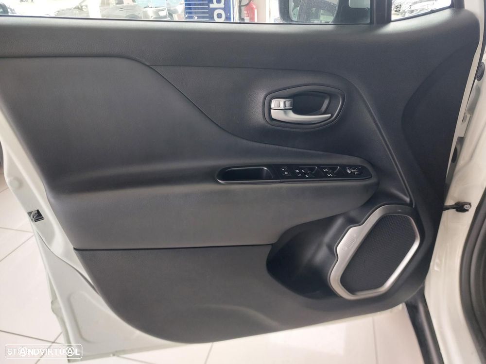 Jeep Renegade 1.4 MultiAir Active Drive Auto Limited - 17