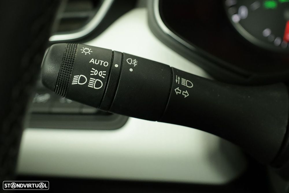 Renault Clio 1.0 TCe Evolution - 16