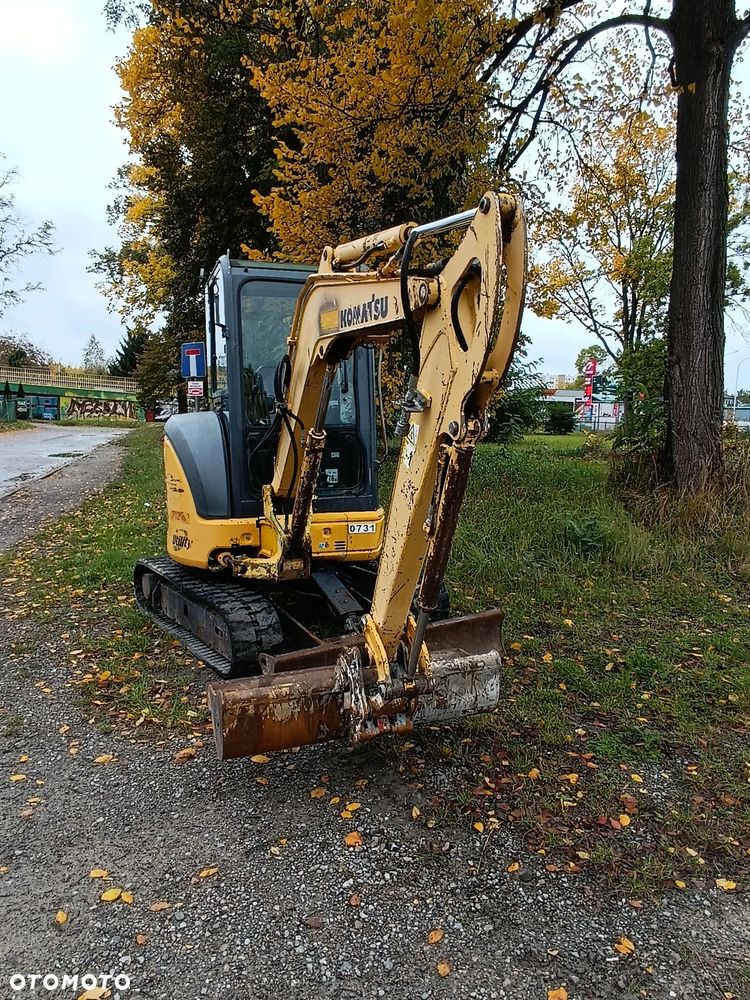 Komatsu PC 27MR - 7