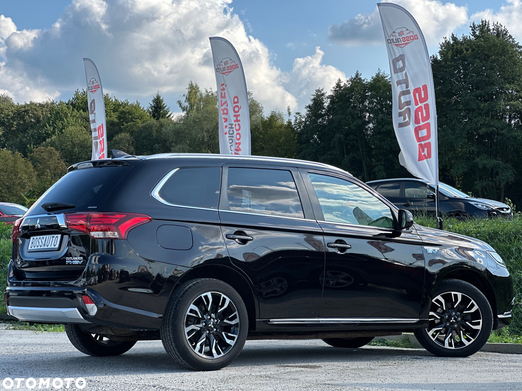 Mitsubishi Outlander 2.0 4WD Plug-In Hybrid Top - 5