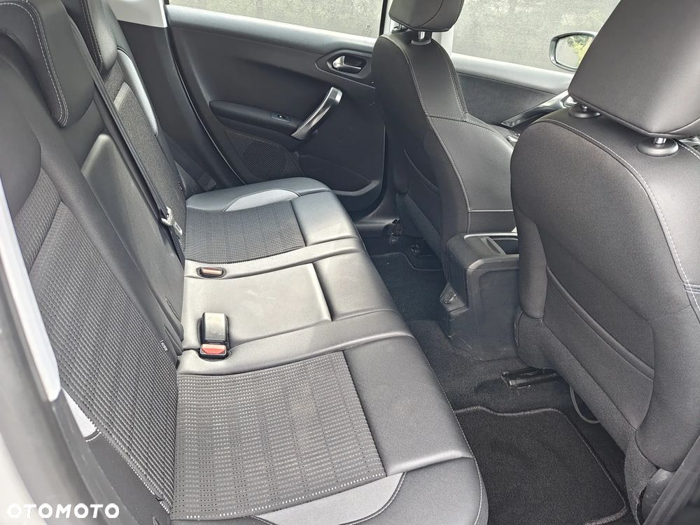 Peugeot 2008 PureTech 110 Stop&Start Business-Line - 9