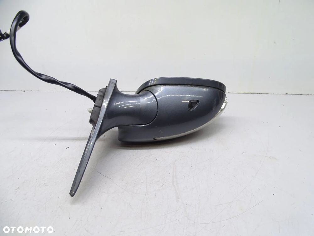 Mercedes CLS W219 Lusterko prawe C368 - 5