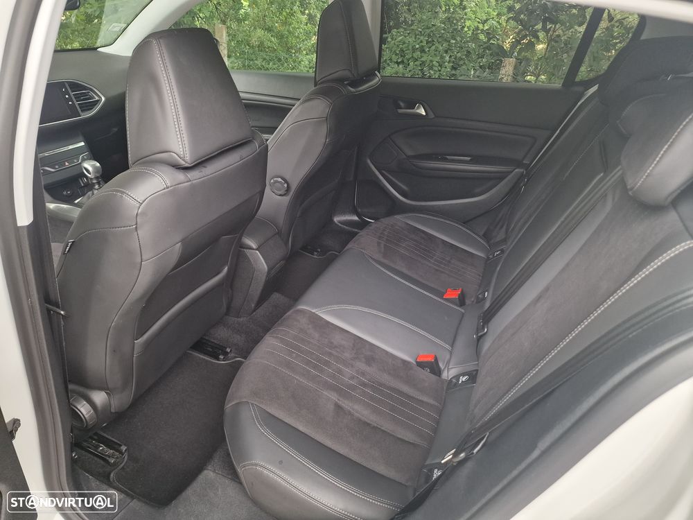 Peugeot 308 1.6 BlueHDi Allure J17 - 7