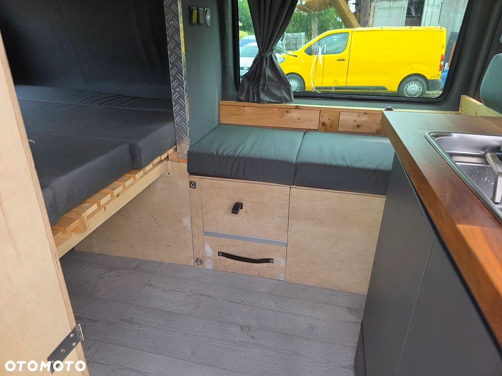 Ford Transit - 14