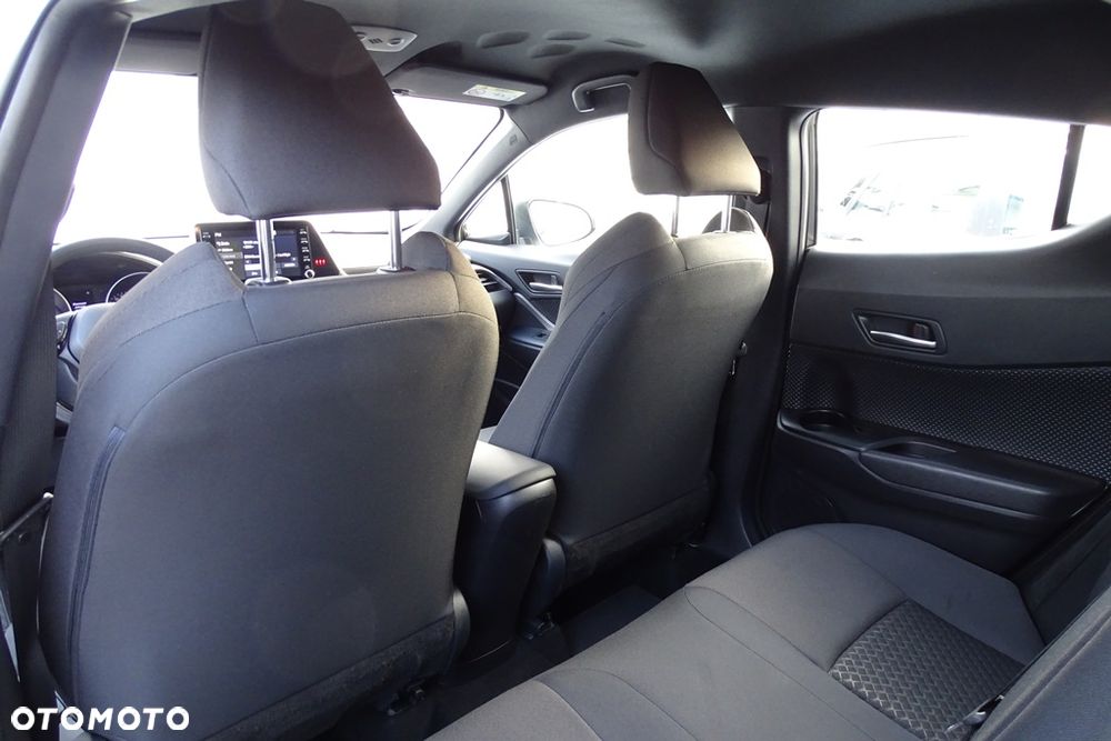 Toyota C-HR Business-Edition - 25