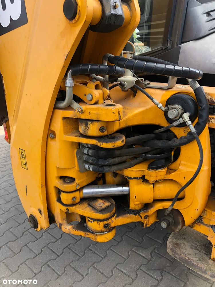 JCB 3CX Eco - 16