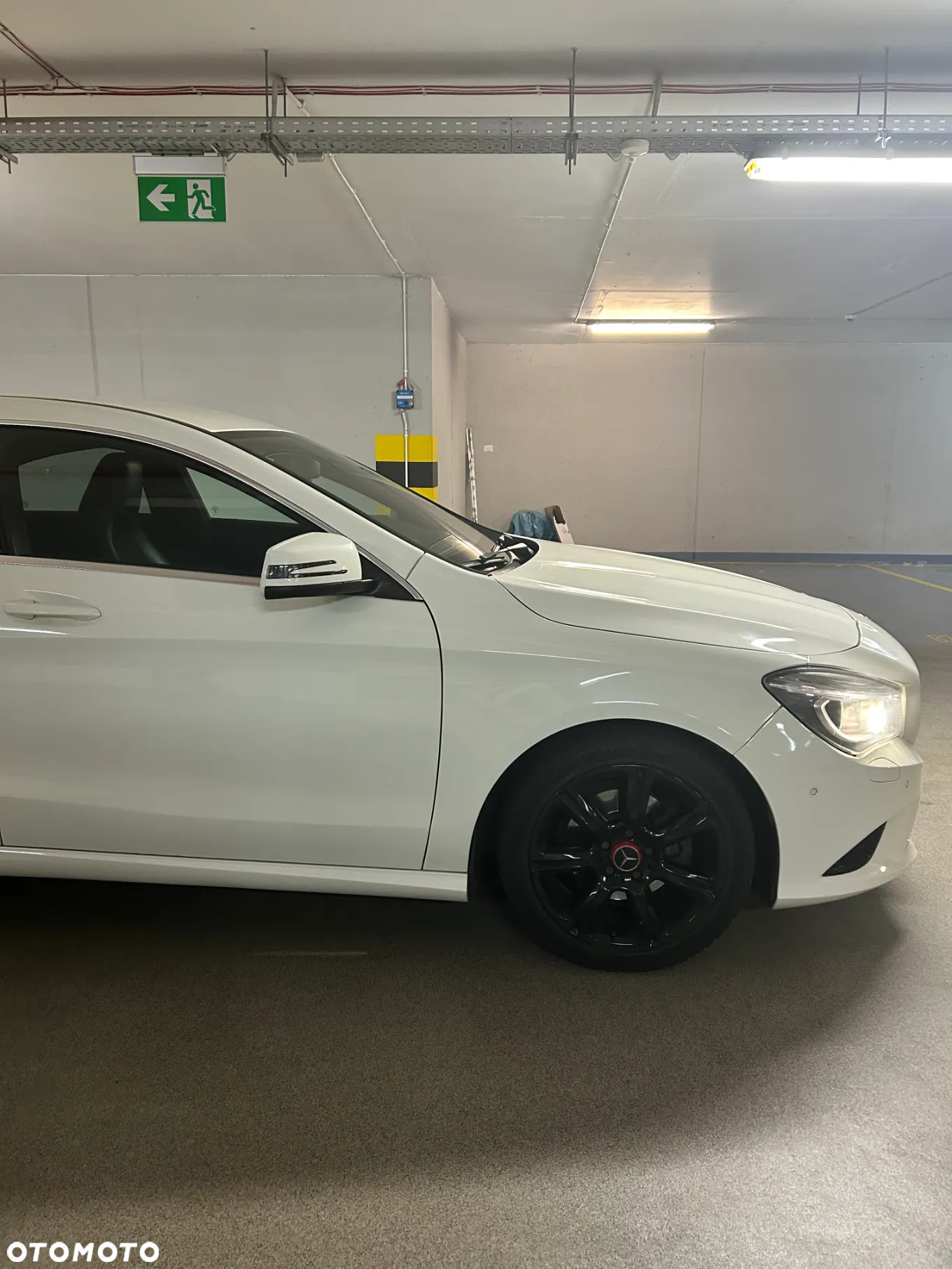 Mercedes-Benz CLA 180 - 9