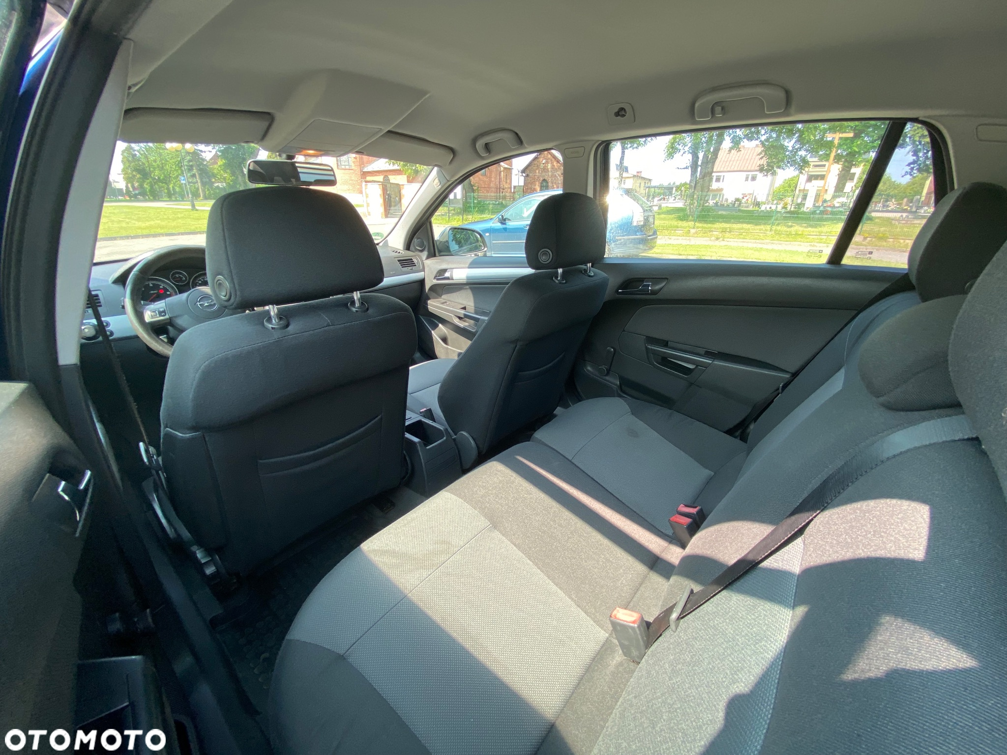 Opel Astra III 1.9 CDTI Cosmo - 10
