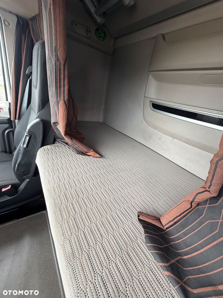 DAF XF480 - 9