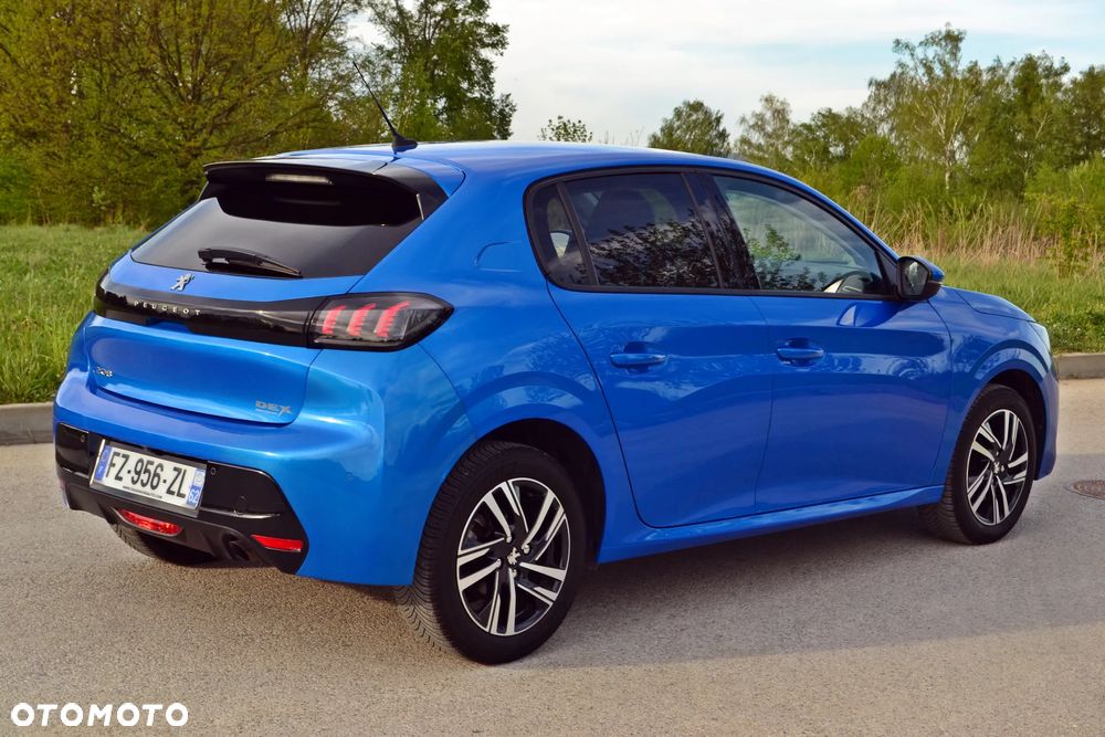 Peugeot 208 - 6