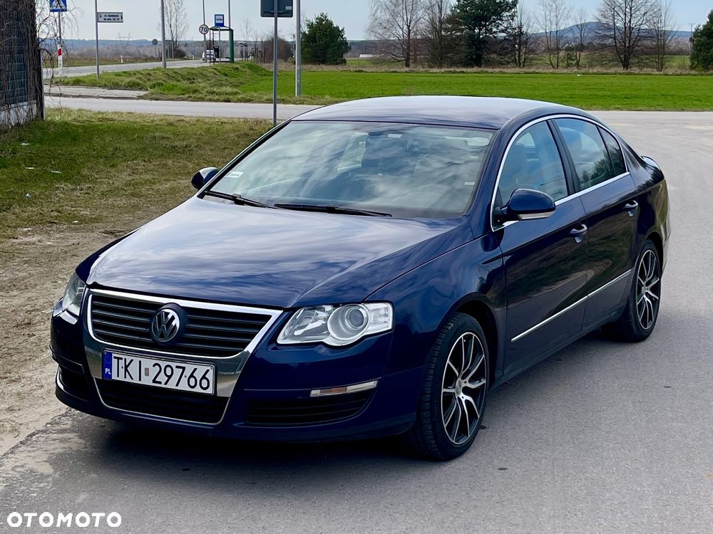 Volkswagen Passat 2.0 TDI Comfortline - 32