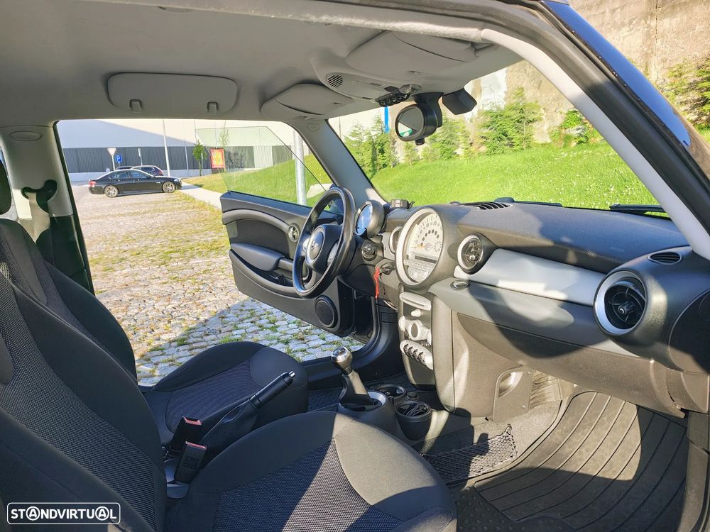 MINI 3 Portas One 1.4 - 19