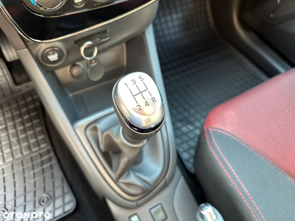 Renault Clio - 16
