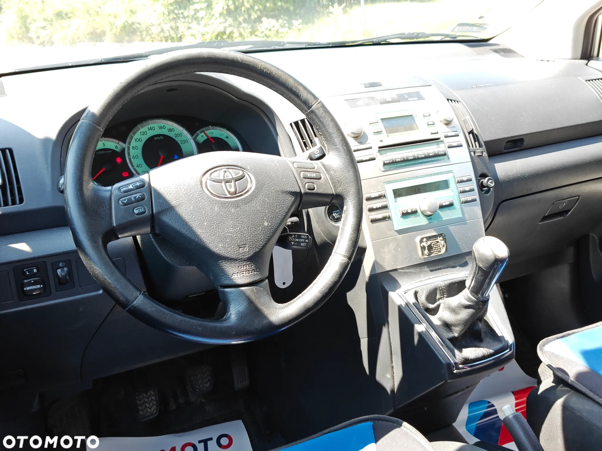 Toyota Corolla Verso 2.0 D-4D Sol - 5