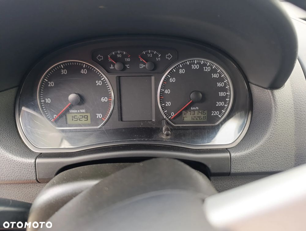 Volkswagen Polo Cross - 12