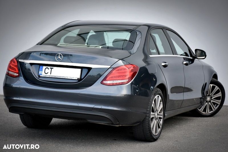 Mercedes-Benz C 220 (BlueTEC) d 7G-TRONIC AMG Line - 11