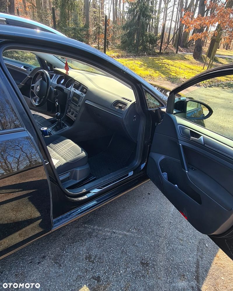 Volkswagen Golf Variant 2.0 TDI BlueMotion Technology Lounge - 9