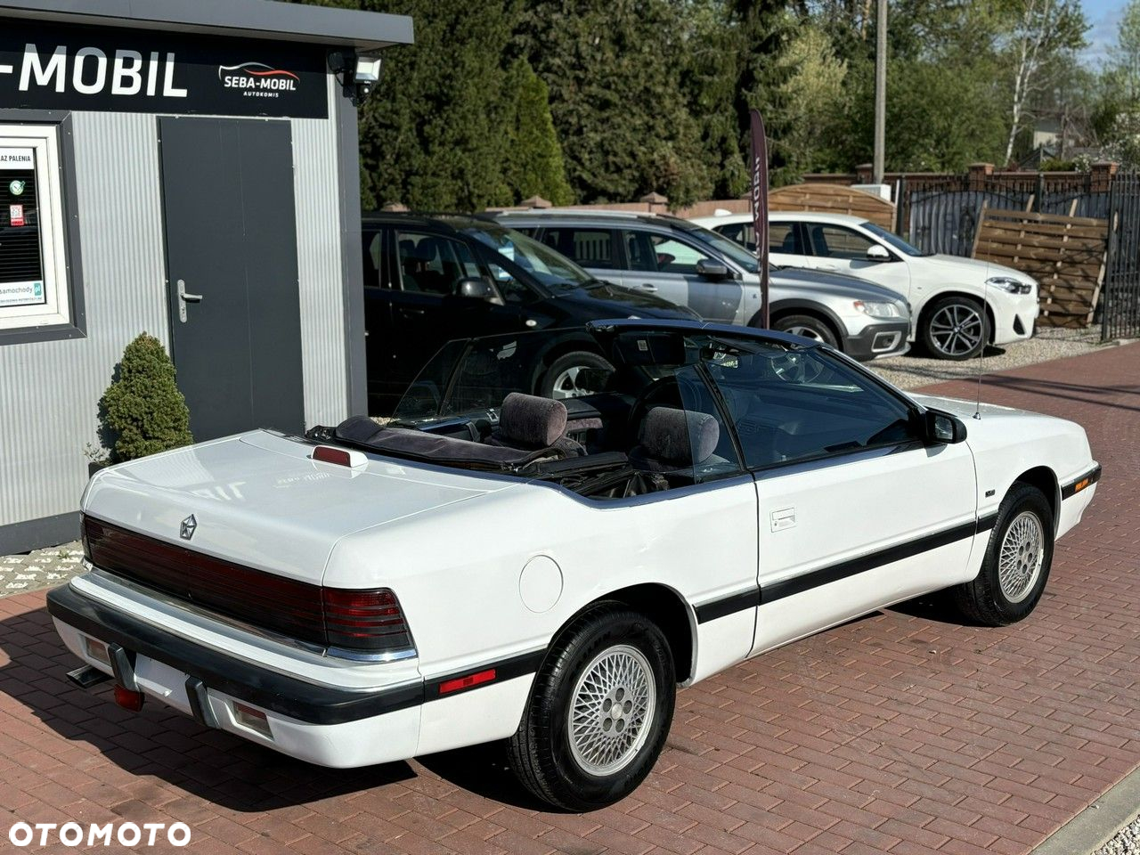 Chrysler Le Baron - 8