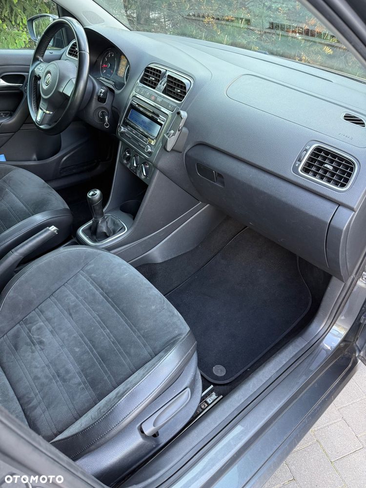 Volkswagen Polo 1.4 16V Highline - 5