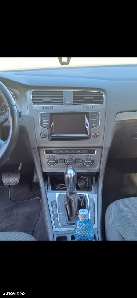 Volkswagen Golf - 3