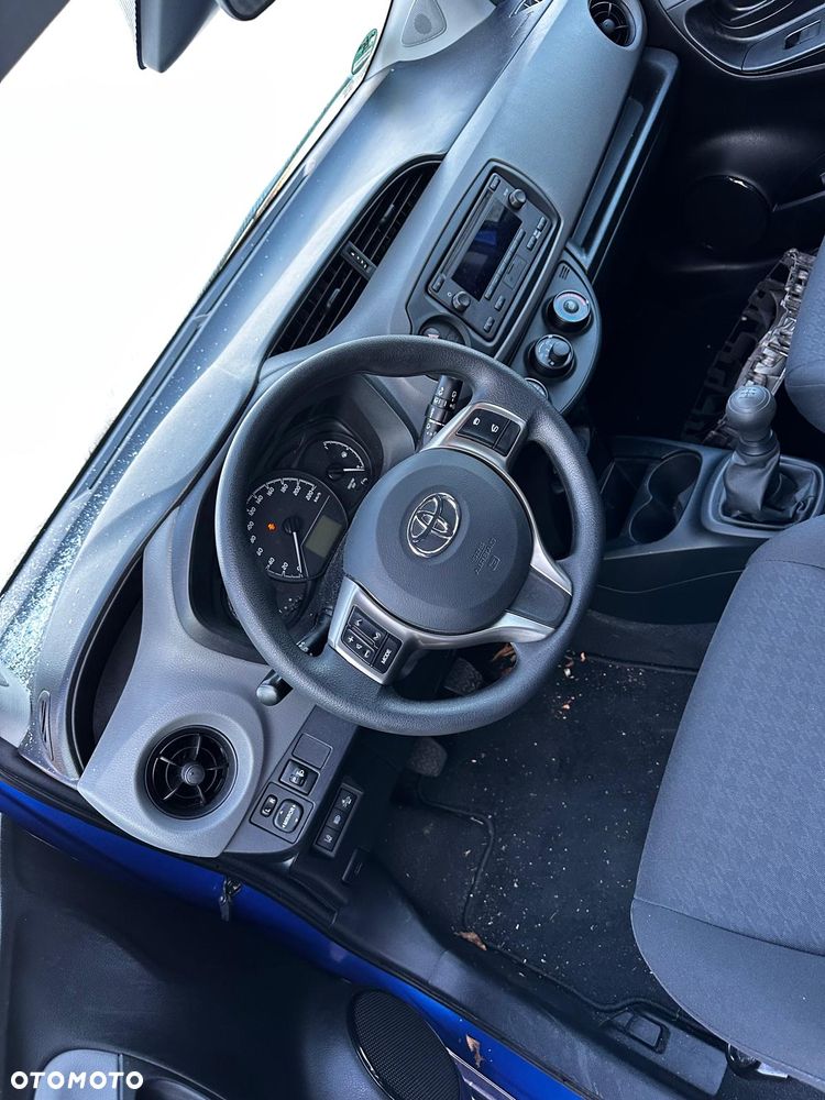 Toyota Yaris 1.0 VVT-i - 2