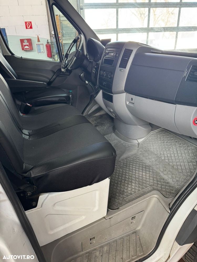 Mercedes-Benz Sprinter - 5