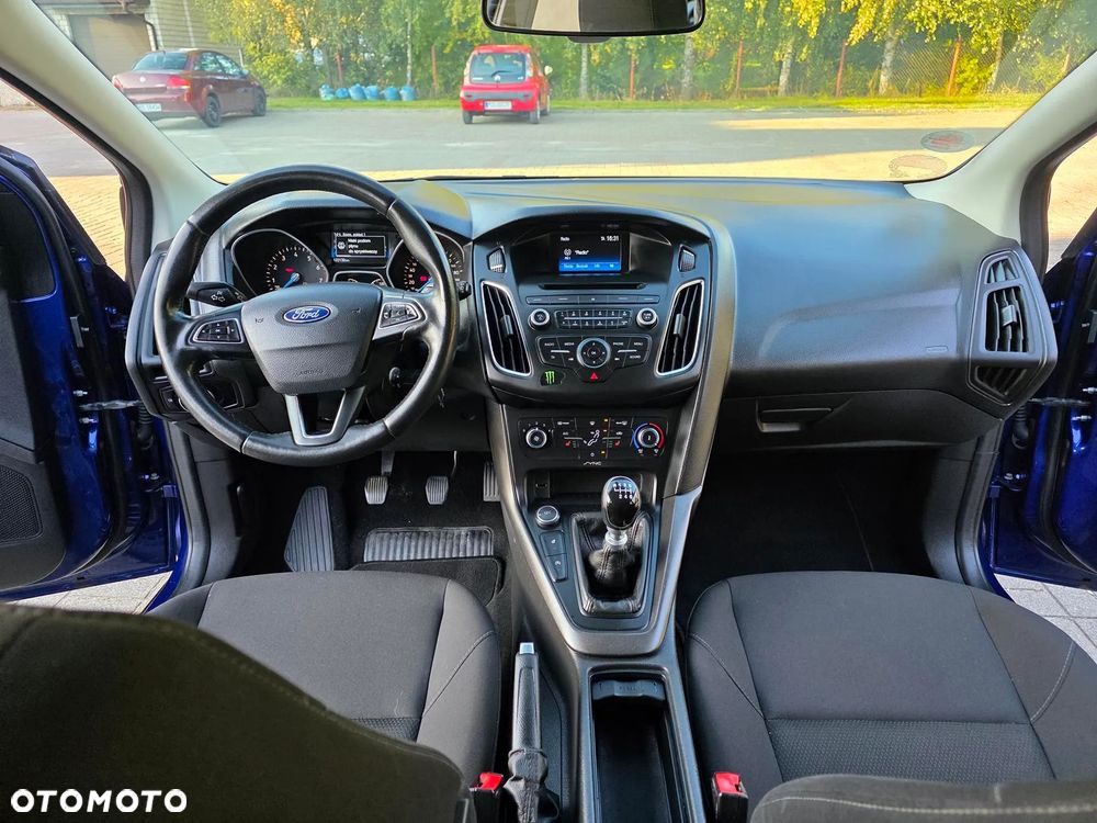 Ford Focus 1.0 EcoBoost Active Business - 17
