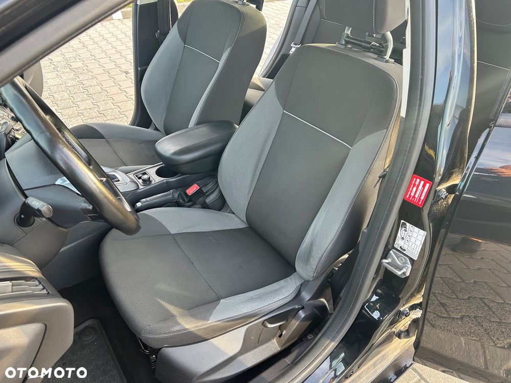 Ford Focus 1.6 Trend - 17