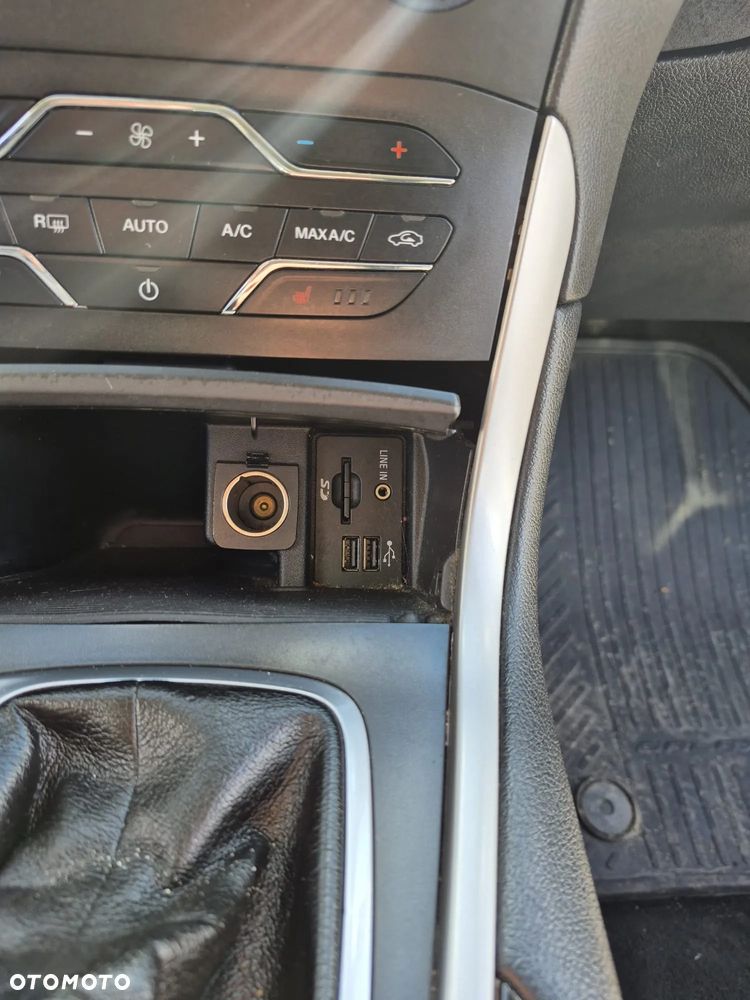 Ford Galaxy 2.0 TDCi Trend - 30