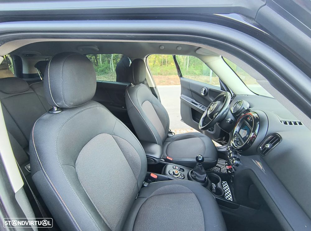 MINI Countryman One D - 13