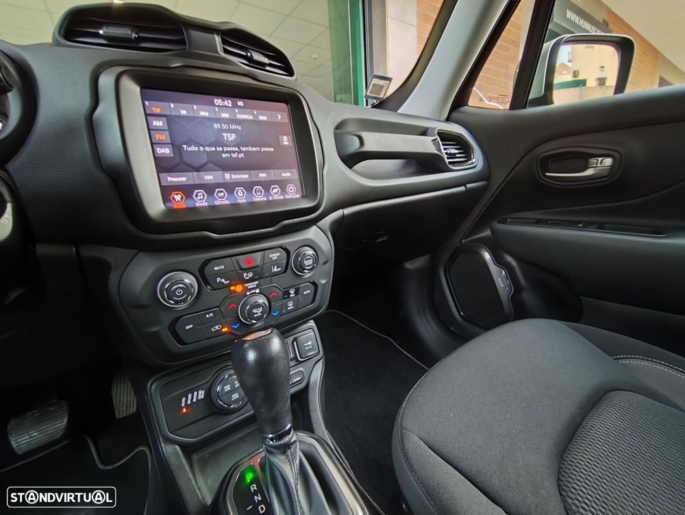 Jeep Renegade 1.3 TG Limited - 34