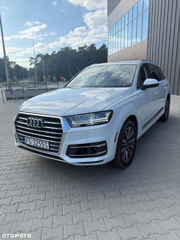Audi Q7 3.0 TFSI Quattro Tiptronic - 1