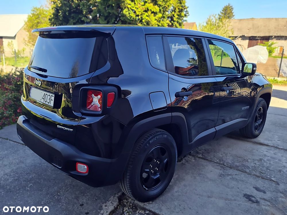 Jeep Renegade 1.6 E-TorQ Sport FWD - 4