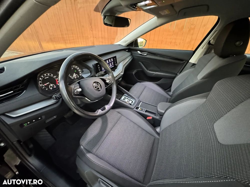 Skoda Octavia 2.0 TDI DSG Ambition - 12