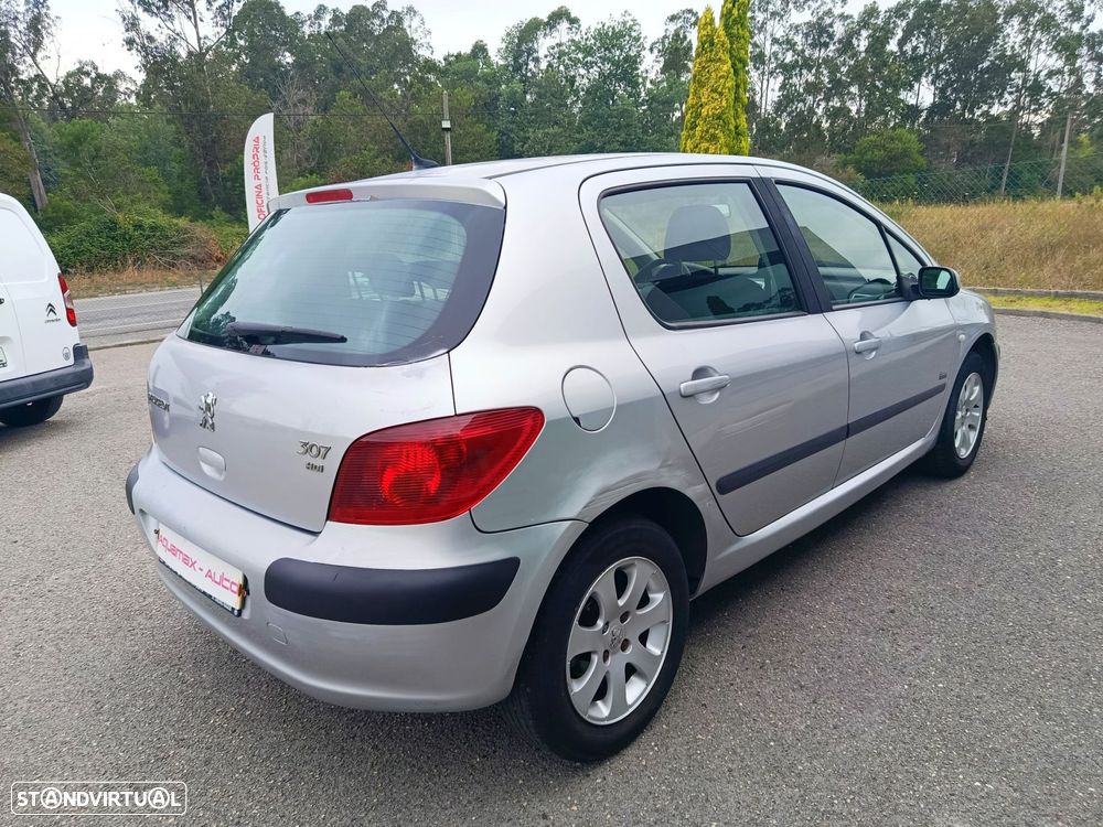 Peugeot 307 1.4 HDi Navtech - 4