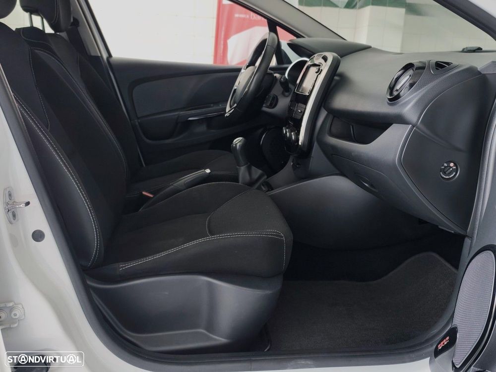 Renault Clio Sport Tourer 0.9 TCe Limited - 10