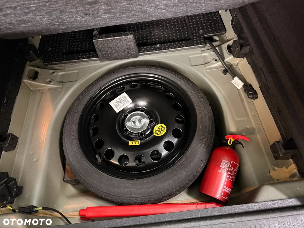 Opel Astra 1.4 T 120 Lat S&S - 10