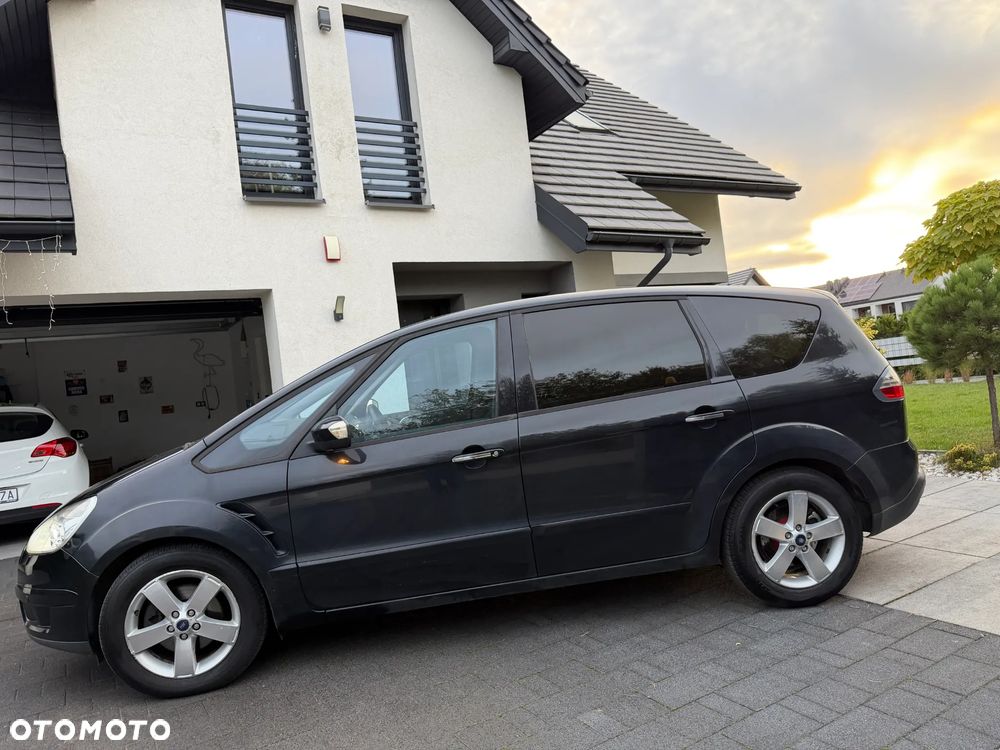 Ford S-Max 2009 photo 3