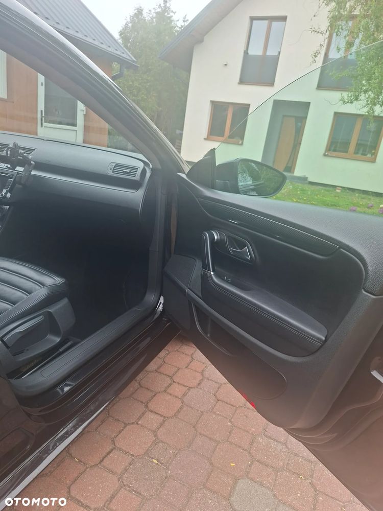 Volkswagen Passat 2.0 TDI Comfortline - 11