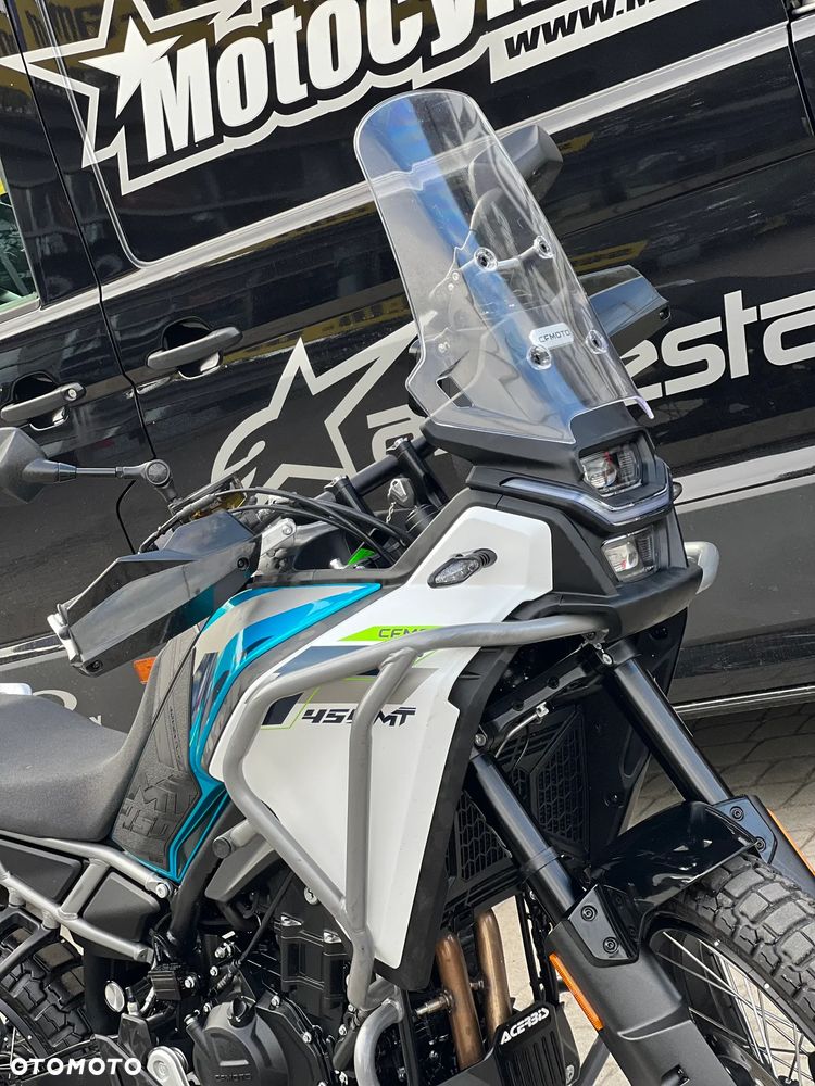 CFMoto MT - 7