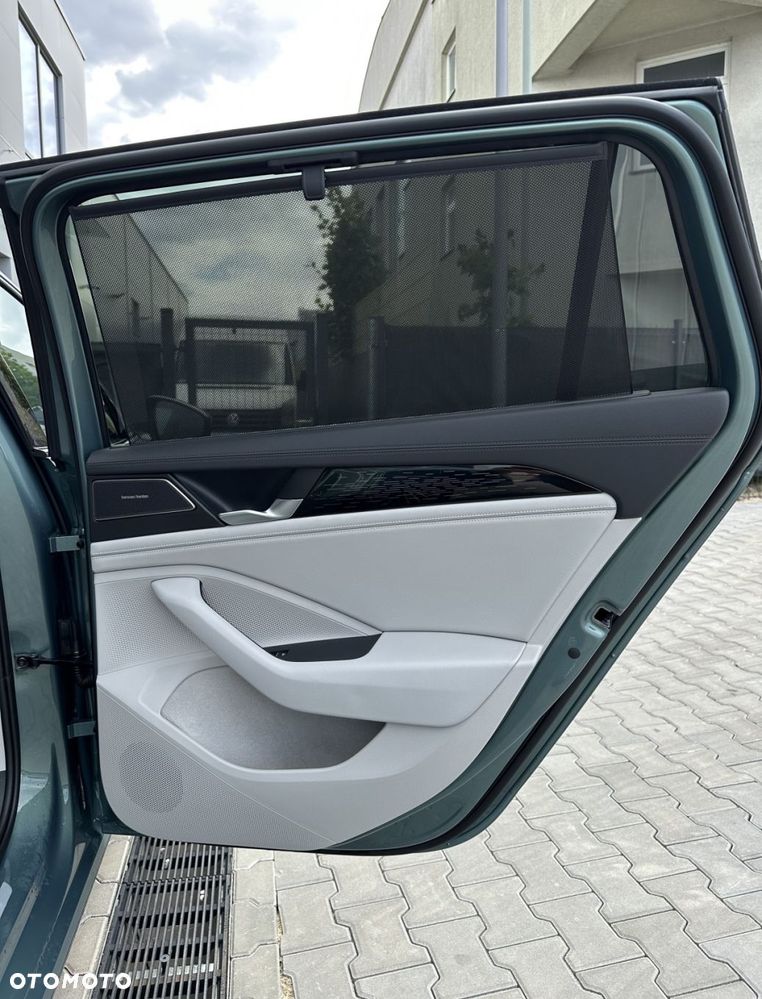 Volkswagen Passat 1.5 TSI EVO Elegance DSG - 17