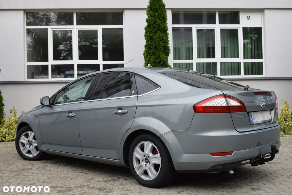 Ford Mondeo 1.8 TDCi Ghia - 16