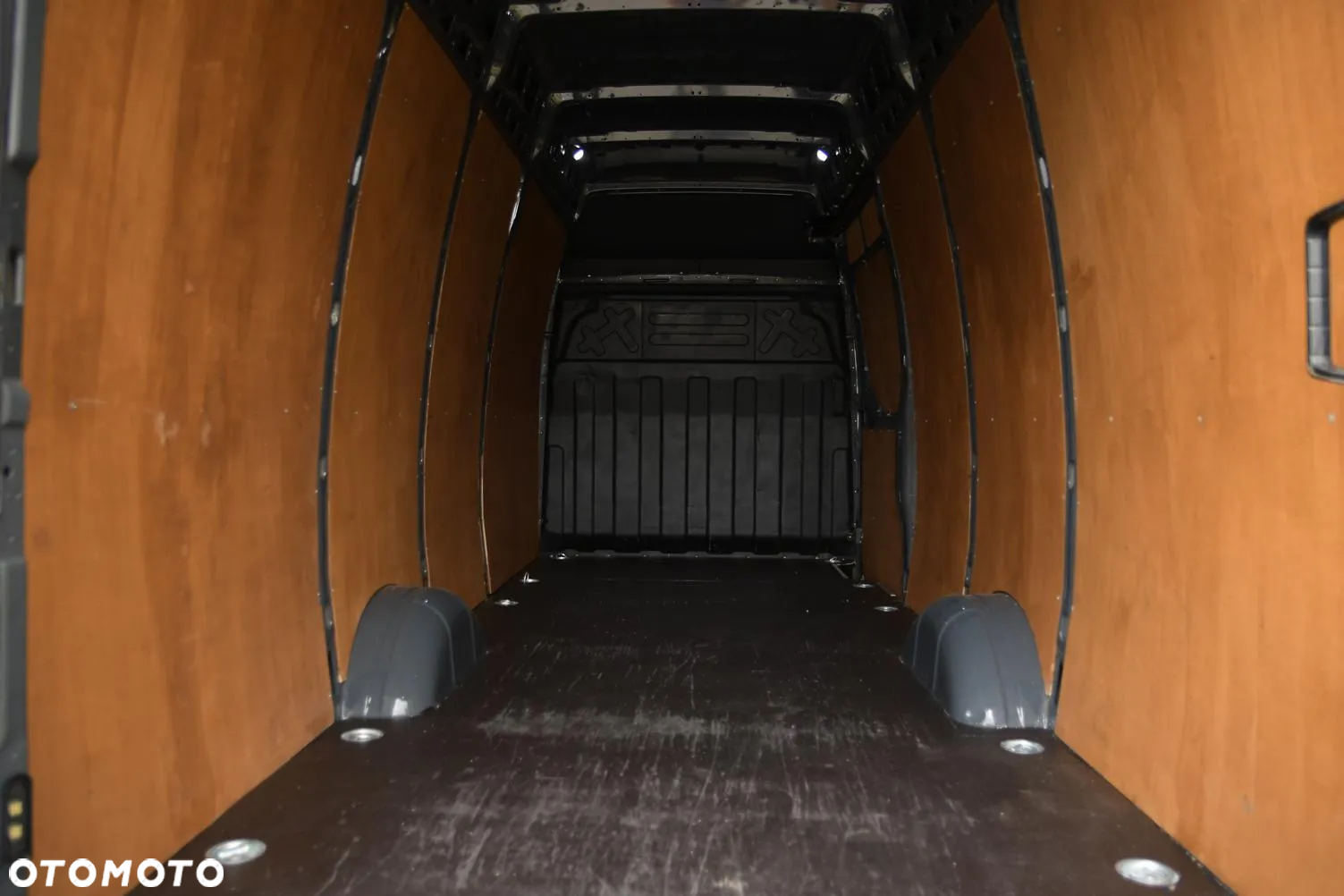 Iveco DAILY 35-180 L5H3 * MAX * HiMATIC * BOGATY! * Salon Polska - 20