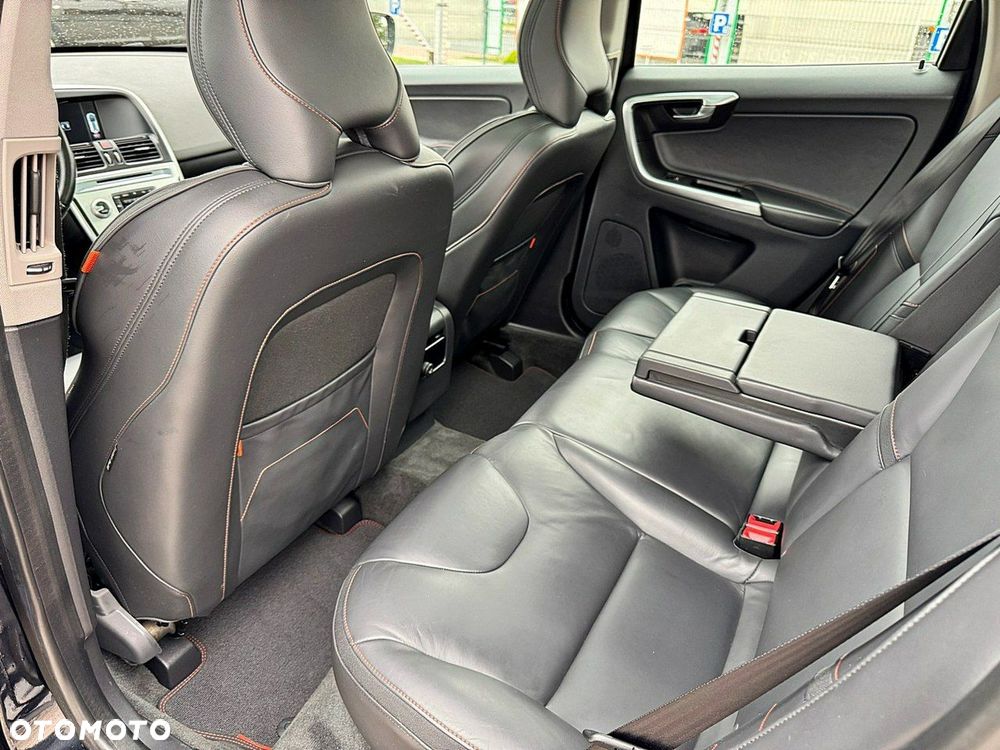 Volvo XC 60 - 16