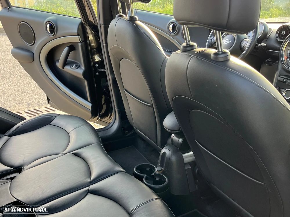 MINI Countryman Cooper SD ALL4 - 31