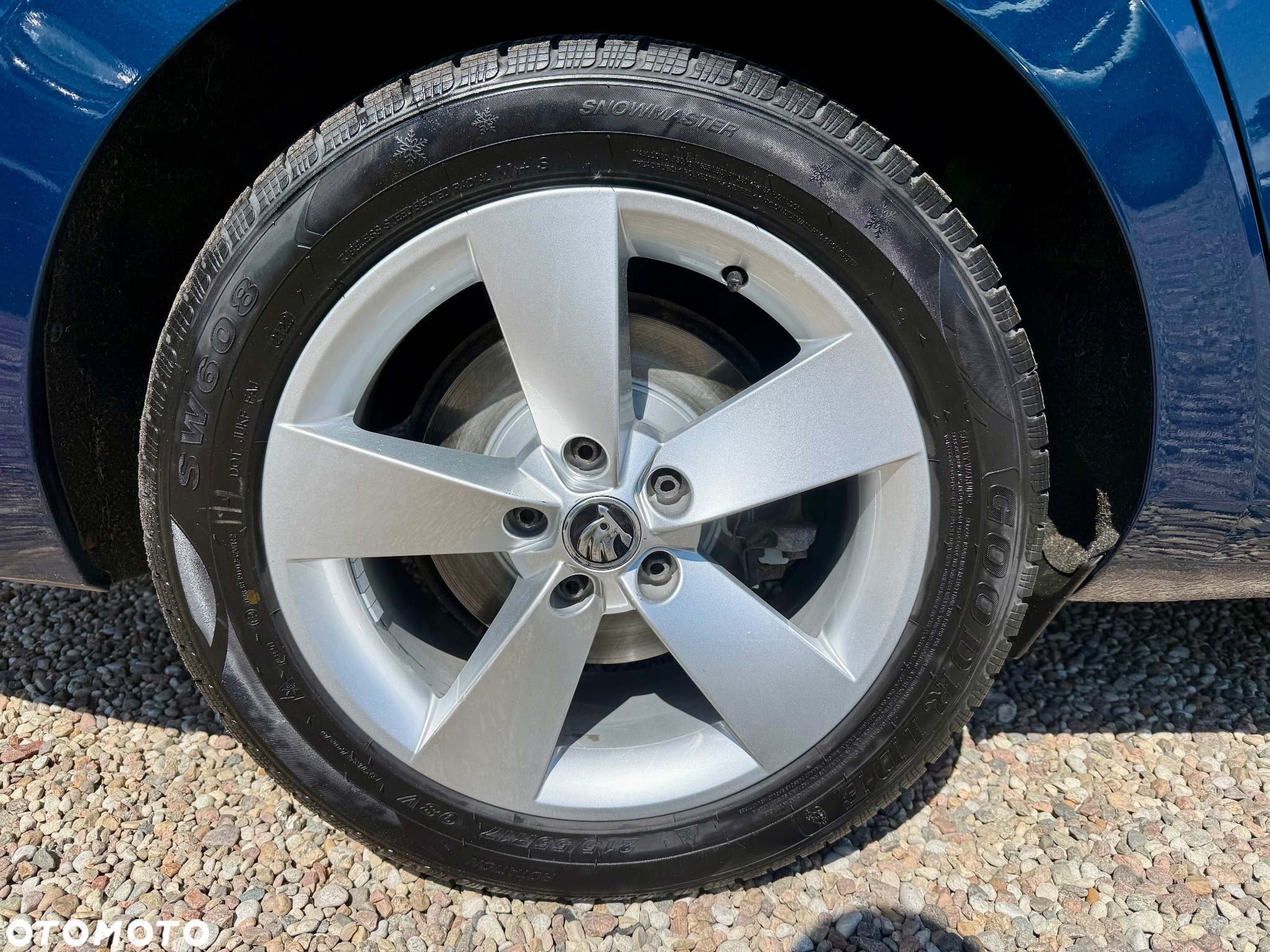 Skoda Superb 2.0 TDI DSG L&K - 9